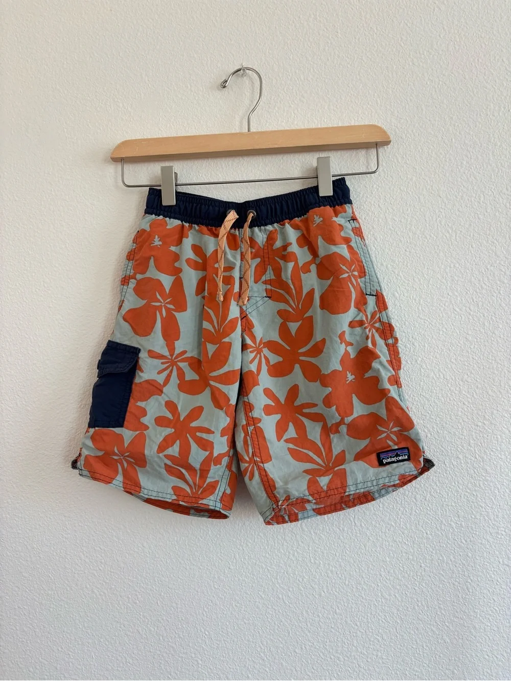 Patagonia Kids' Baggies board shorts size small 7-8